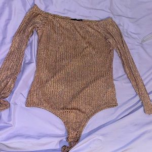 Rose gold sparkly off the shoulder bodysuit Pretty Little Thing size M/L